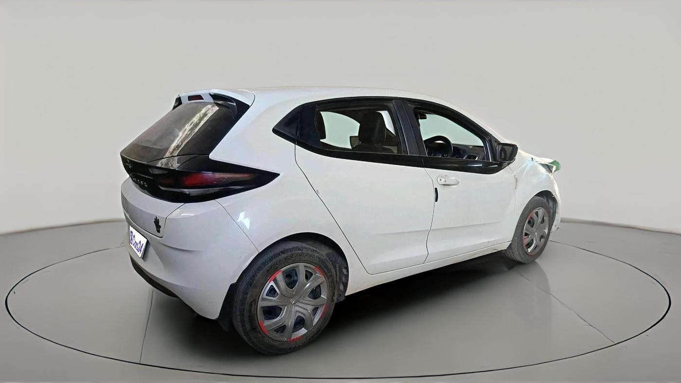 2020 Tata ALTROZ XT PETROL, Petrol, Manual, 24,946 km, exterior