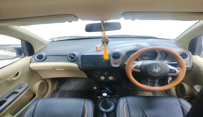 2013 Honda Amaze 1.2L I-VTEC S, Petrol, Manual, 1,05,322 km, interior