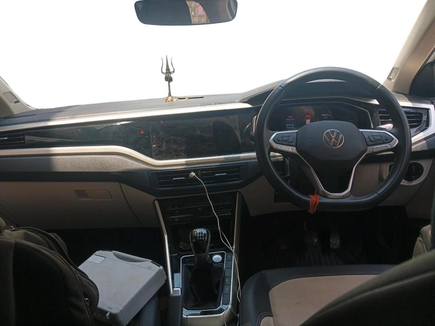 2025 Volkswagen VIRTUS Topline 1.0 TSI MT (Electric Seats), Petrol, Manual, 10,522 km, interior