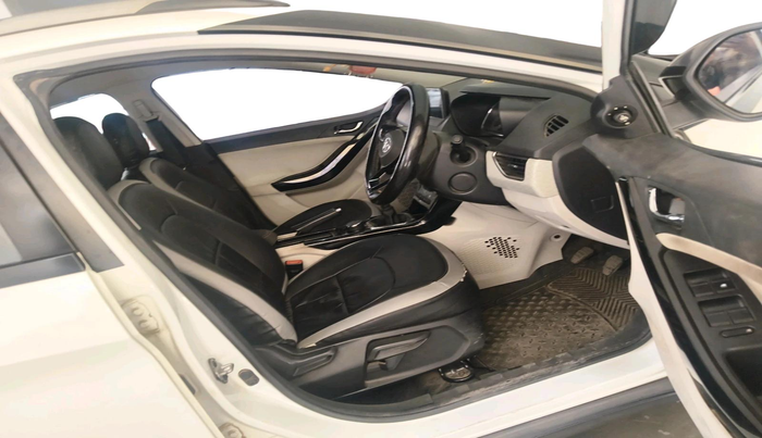 2022 Tata NEXON XZ PLUS PETROL, Petrol, Manual, 19,652 km, interior