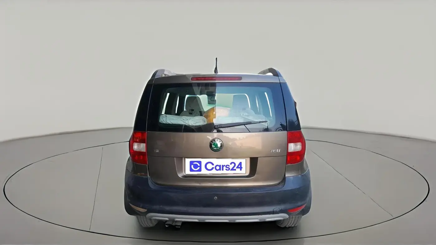 2013 Skoda Yeti ACTIVE 2.0 TDI CR 4X2, Diesel, Manual, 1,01,761 km, exterior