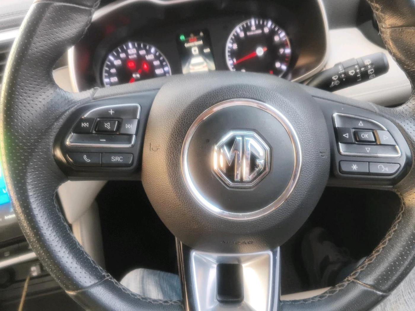 2023 MG ASTOR STYLE 1.5 MT, Petrol, Manual, 18,414 km, interior
