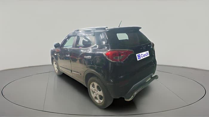 2023 Mahindra XUV300 W6 1.2 PETROL, Petrol, Manual, 50,356 km, exterior