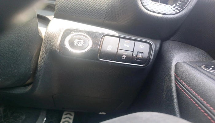 2023 KIA SONET GTX PLUS 1.0 IMT, Petrol, Manual, 42,720 km, interior