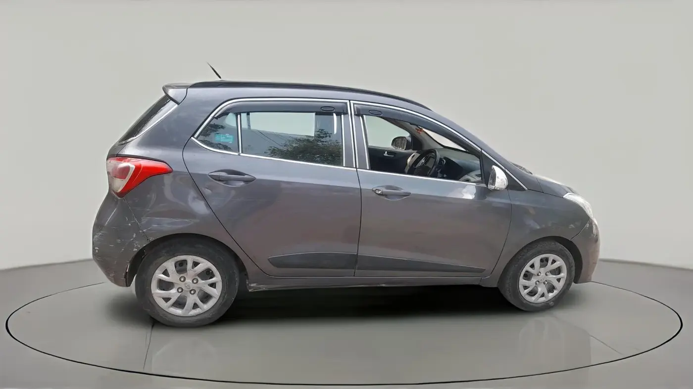 2017 Hyundai Grand i10 SPORTZ (O) 1.2 KAPPA VTVT, CNG, Manual, 1,89,503 km, exterior