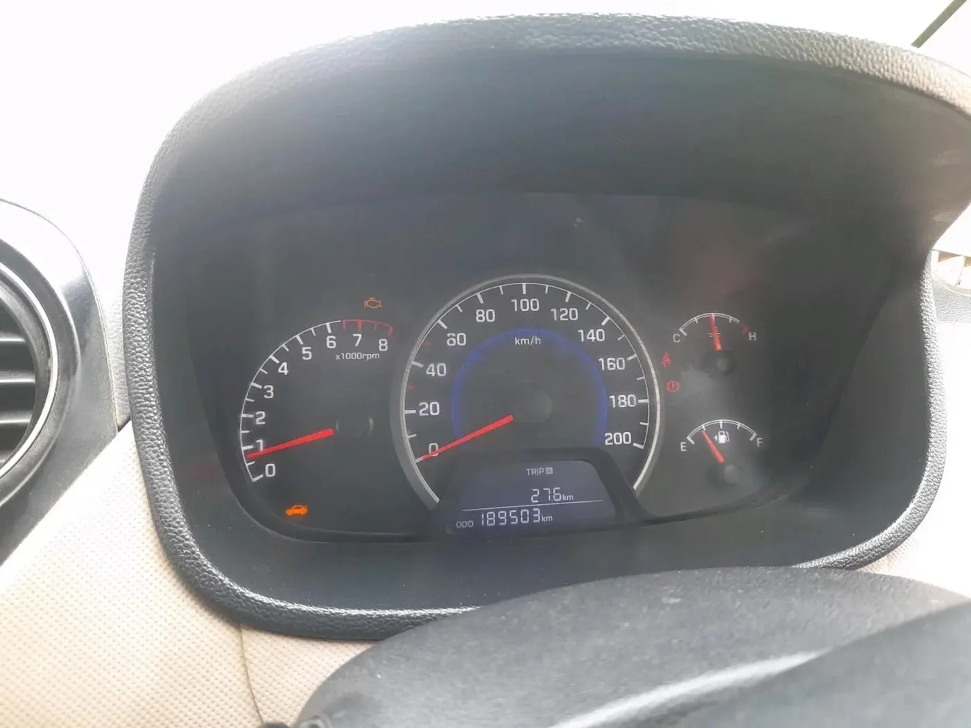 2017 Hyundai Grand i10 SPORTZ (O) 1.2 KAPPA VTVT, CNG, Manual, 1,89,503 km, interior