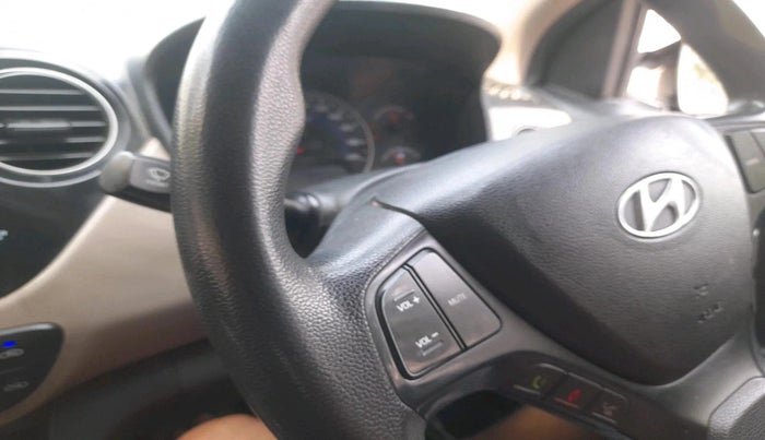 2017 Hyundai Grand i10 SPORTZ (O) 1.2 KAPPA VTVT, CNG, Manual, 1,89,503 km, interior