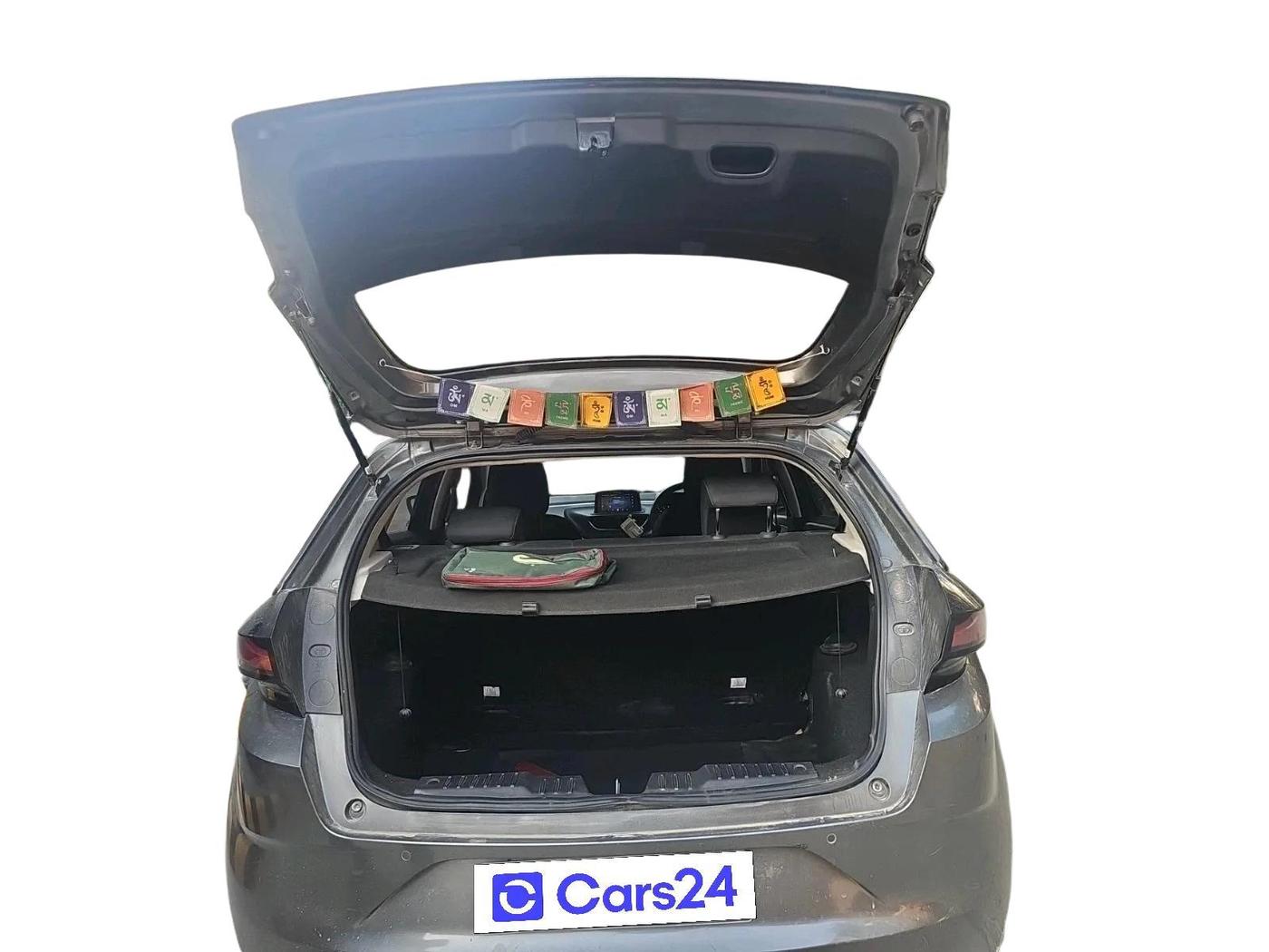 2022 Tata ALTROZ XZ PETROL, Petrol, Manual, 61,162 km, exterior