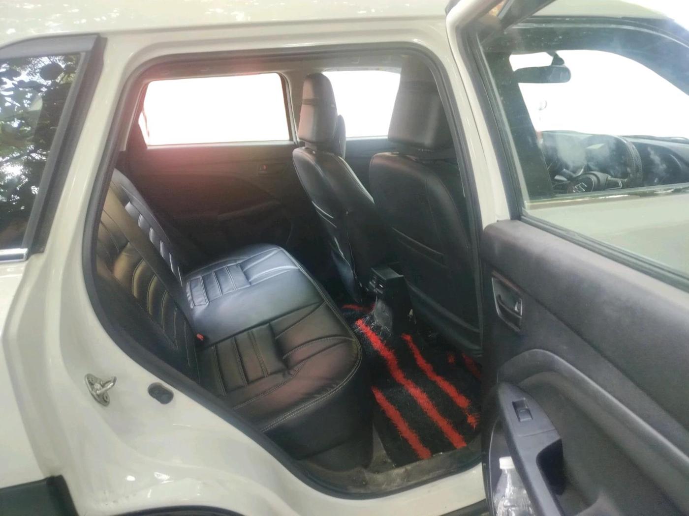 2024 Maruti BREZZA VXI, Petrol, Manual, 22,398 km, interior