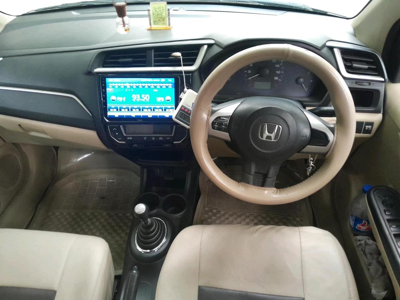 2017 Honda Amaze 1.2L I-VTEC S, Petrol, Manual, 62,630 km, interior