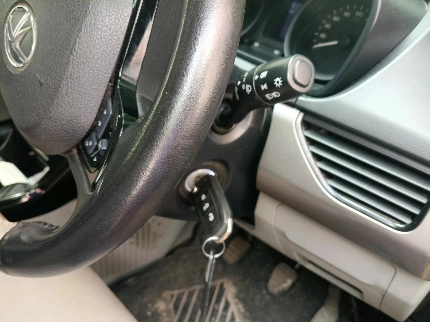 2019 Tata NEXON XM PETROL, Petrol, Manual, 32,388 km, interior