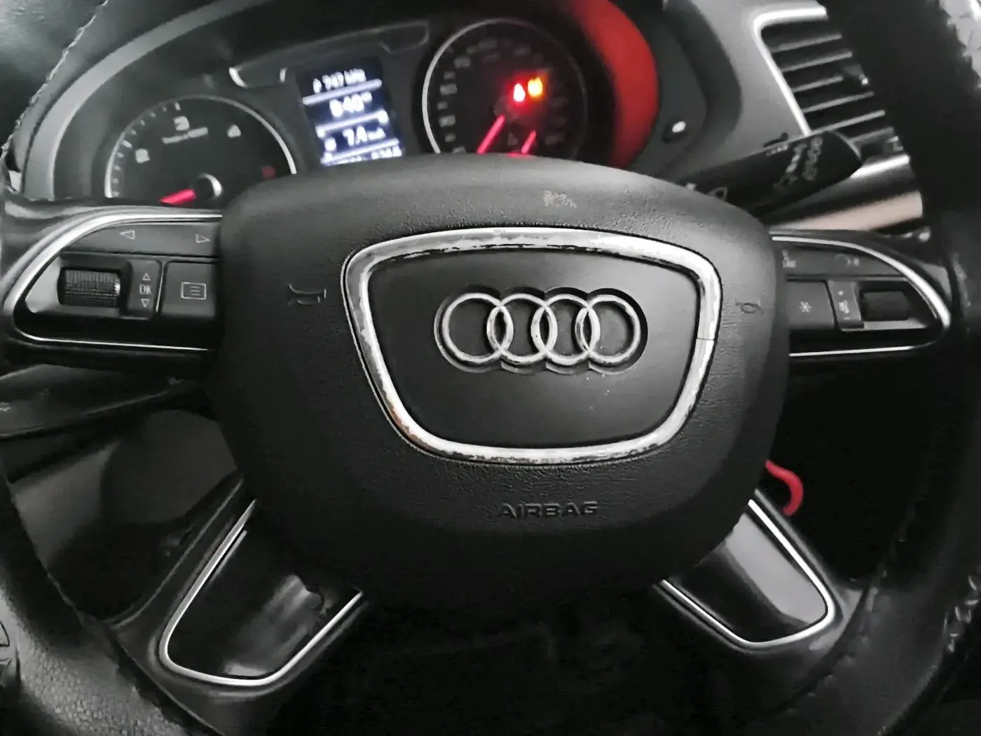 2017 Audi Q3 2.0 TDI PREMIUM, Diesel, Automatic, 1,17,501 km, interior