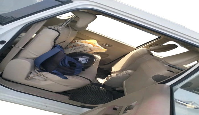 2025 Maruti Ertiga ZXI  CNG, CNG, Manual, 24,592 km, interior