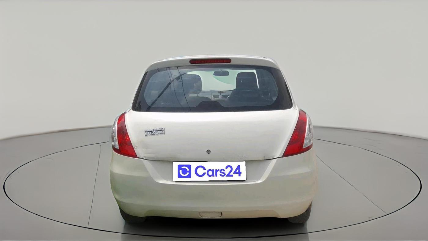 2015 Maruti Swift LXI, Petrol, Manual, 1,94,126 km, exterior