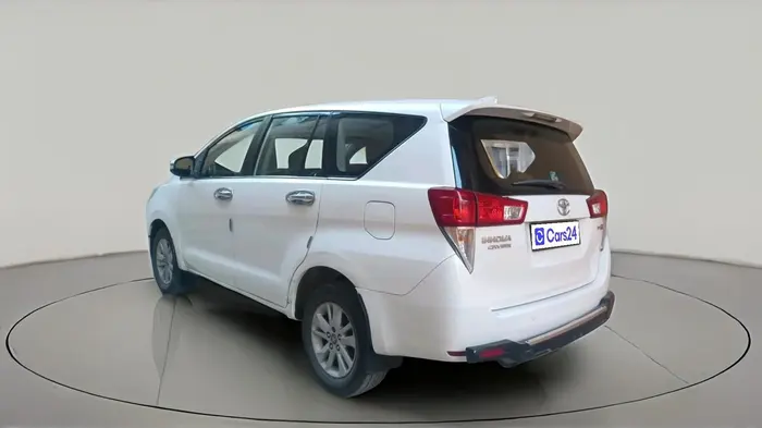 2017 Toyota Innova Crysta 2.4 VX 7 STR, Diesel, Manual, 3,19,460 km, exterior