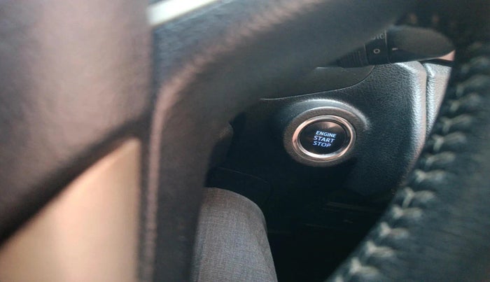 2017 Toyota Innova Crysta 2.4 VX 7 STR, Diesel, Manual, 3,19,460 km, interior