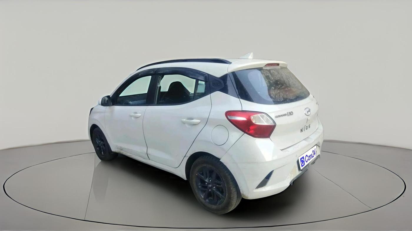 2022 Hyundai GRAND I10 NIOS SPORTZ 1.2 KAPPA VTVT CNG, CNG, Manual, 1,00,009 km, exterior