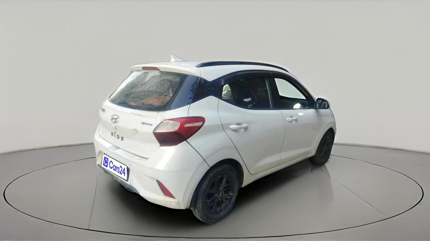 2022 Hyundai GRAND I10 NIOS SPORTZ 1.2 KAPPA VTVT CNG, CNG, Manual, 1,00,009 km, exterior