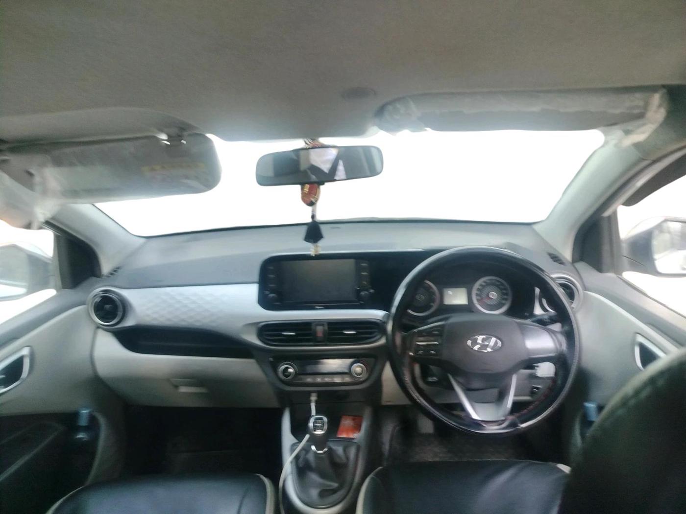 2022 Hyundai GRAND I10 NIOS SPORTZ 1.2 KAPPA VTVT CNG, CNG, Manual, 1,00,009 km, interior