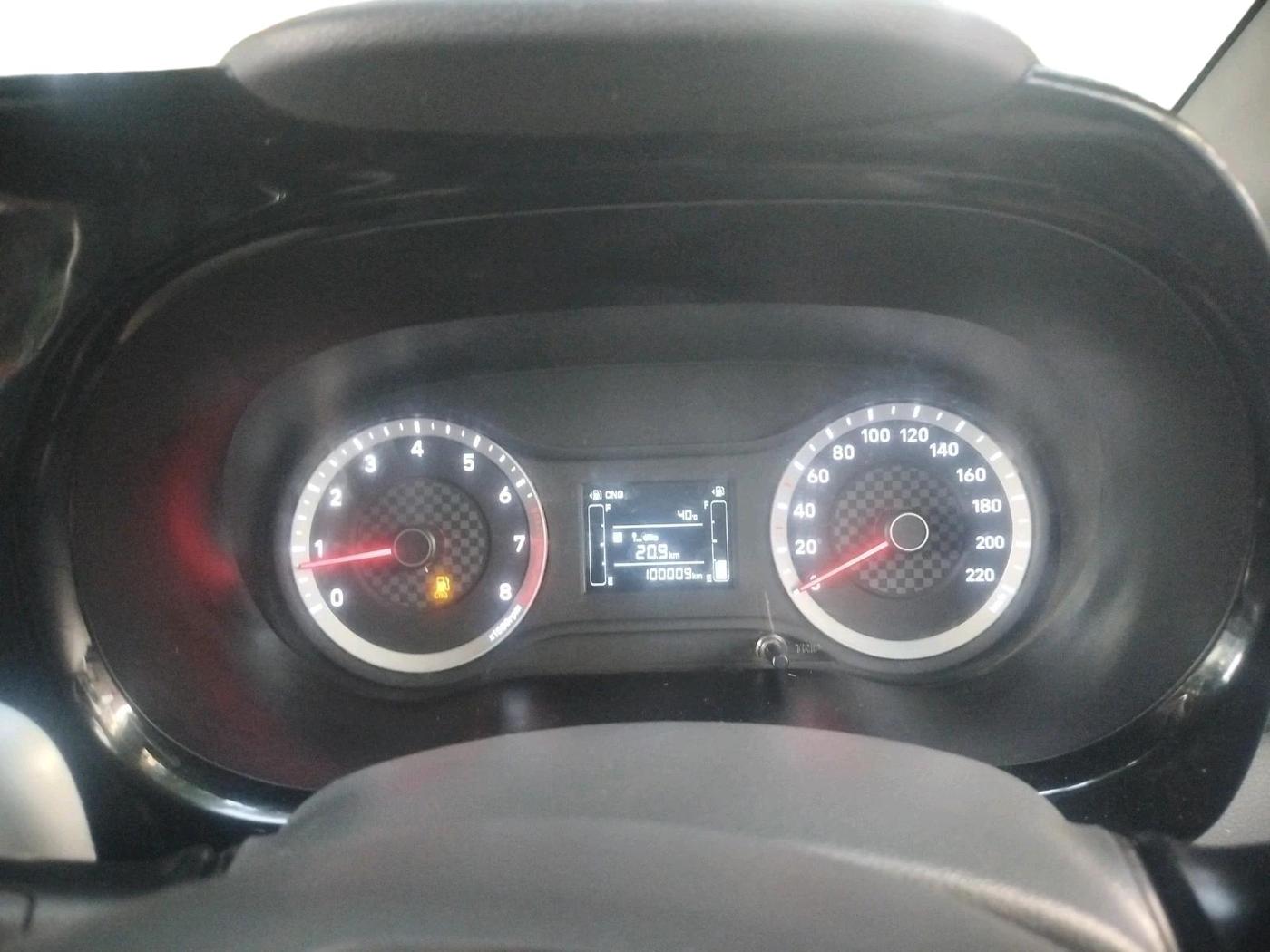 2022 Hyundai GRAND I10 NIOS SPORTZ 1.2 KAPPA VTVT CNG, CNG, Manual, 1,00,009 km, interior