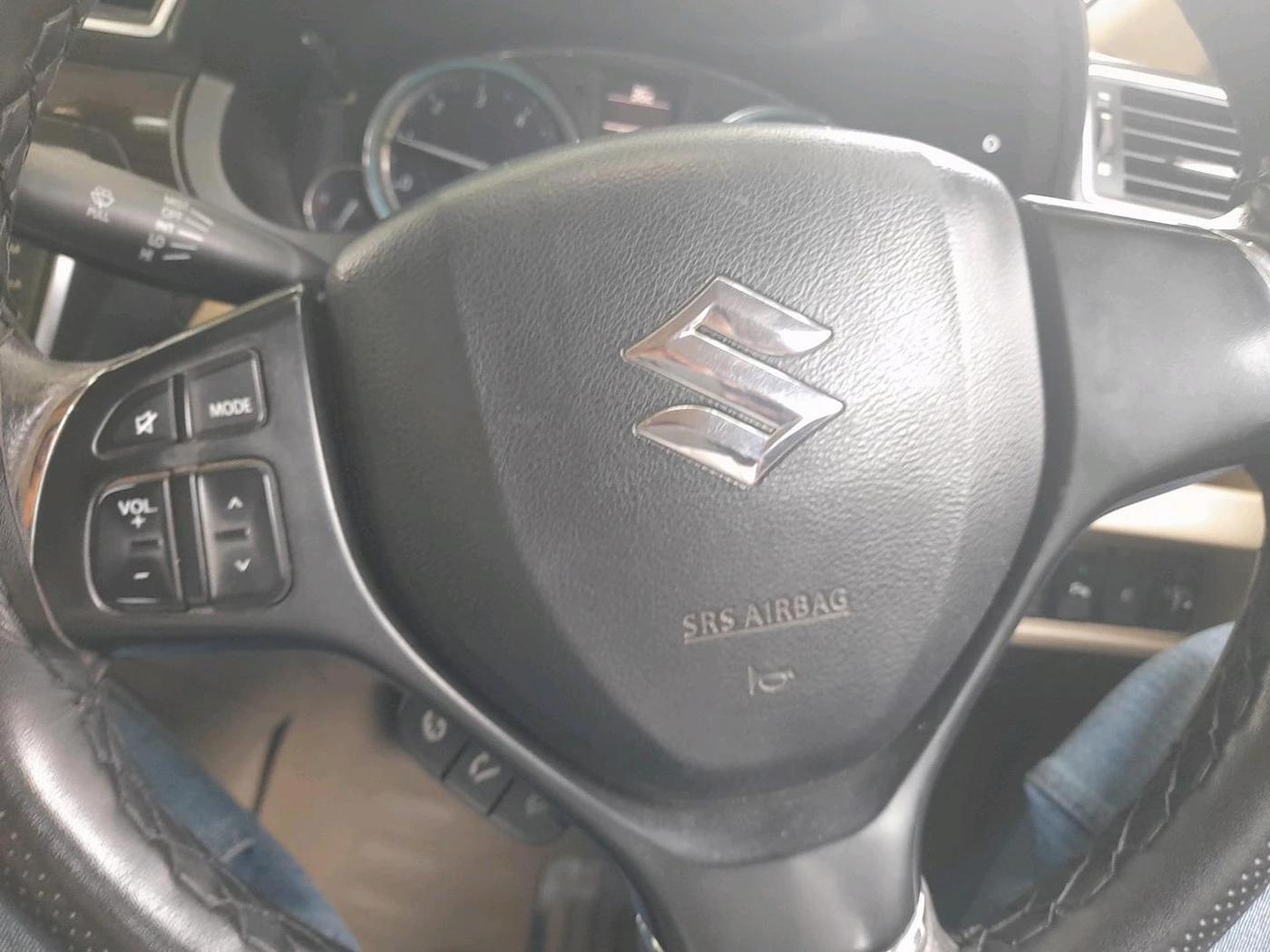 2015 Maruti Ciaz VDI+ SHVS, Diesel, Manual, 64,675 km, interior