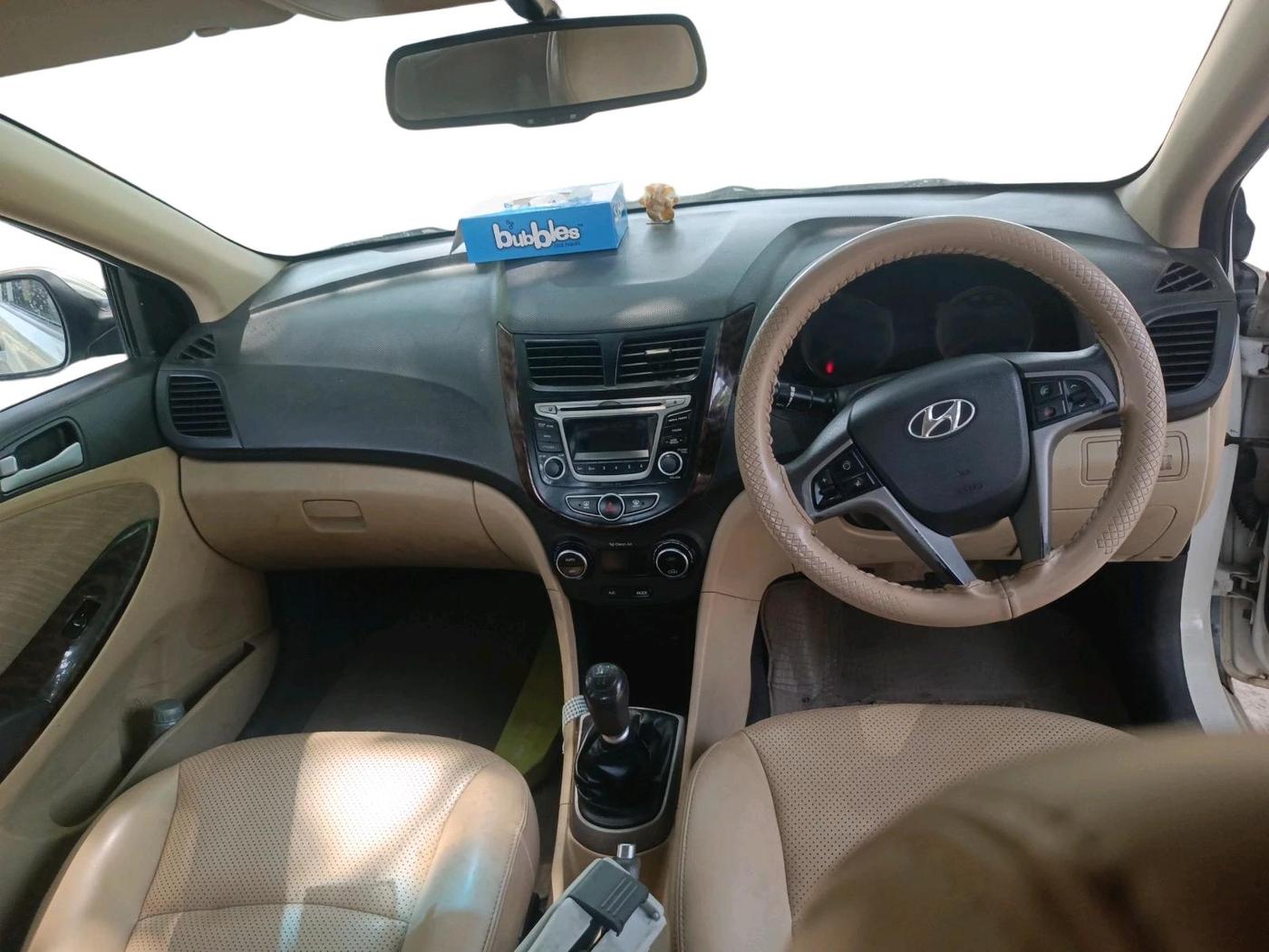 2015 Hyundai Verna FLUIDIC 4S 1.6 VTVT S, Petrol, Manual, 1,04,436 km, interior