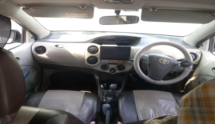 2015 Toyota Etios GD, Diesel, Manual, 1,15,374 km, interior