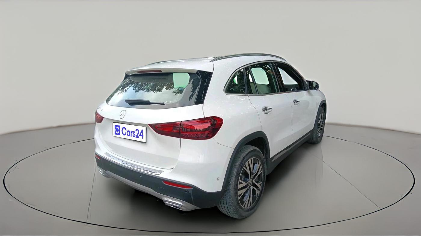 2024 Mercedes Benz GLA Class 200, Petrol, Automatic, 79,834 km, exterior