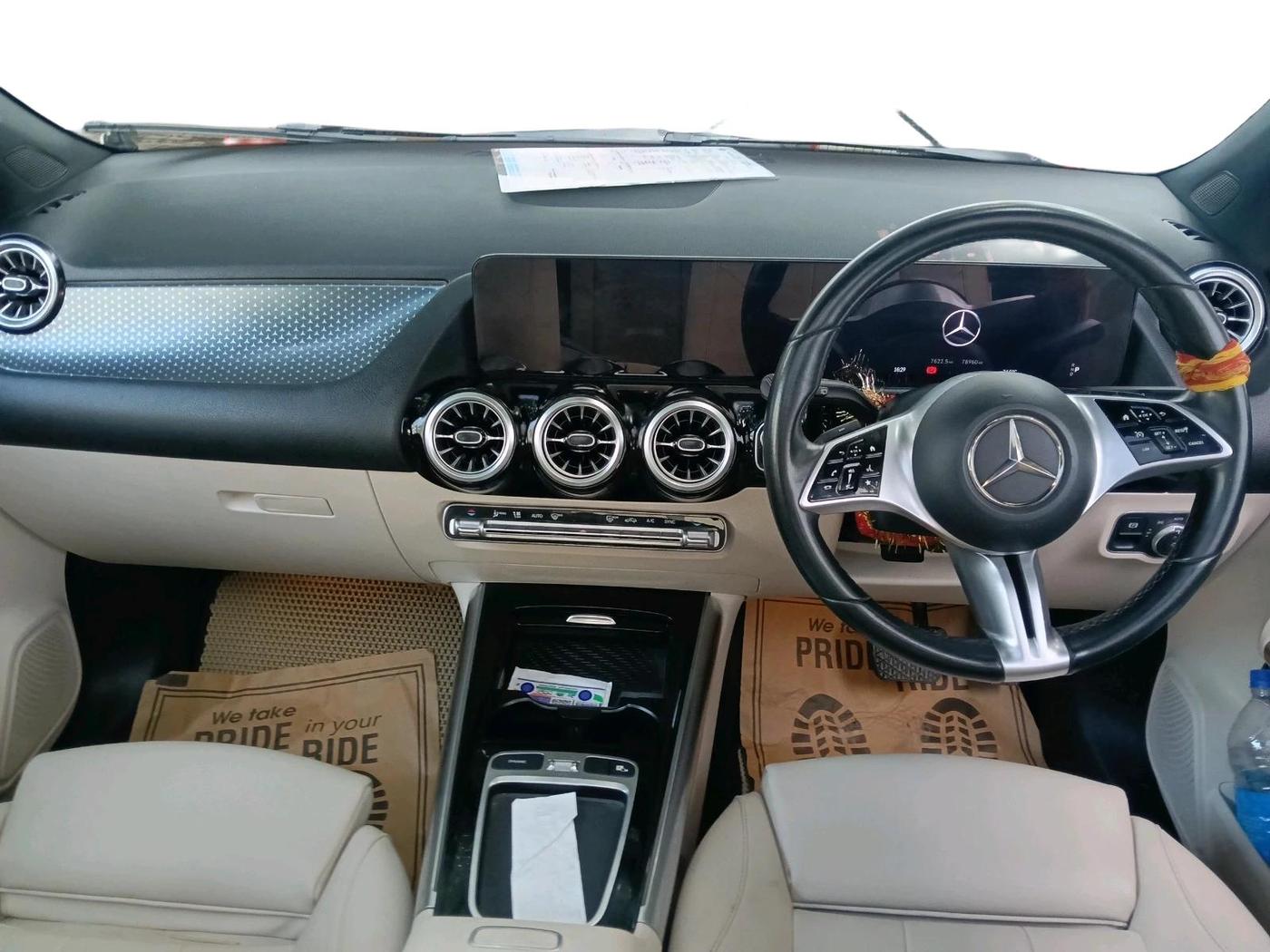 2024 Mercedes Benz GLA Class 200, Petrol, Automatic, 79,834 km, interior