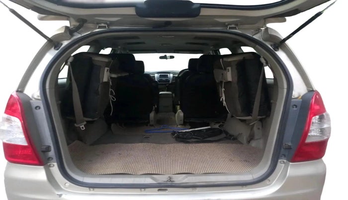 2013 Toyota Innova 2.5 VX 7 STR, Diesel, Manual, 2,67,133 km, exterior