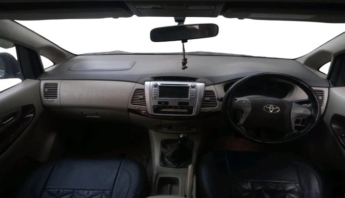 2013 Toyota Innova 2.5 VX 7 STR, Diesel, Manual, 2,67,133 km, interior