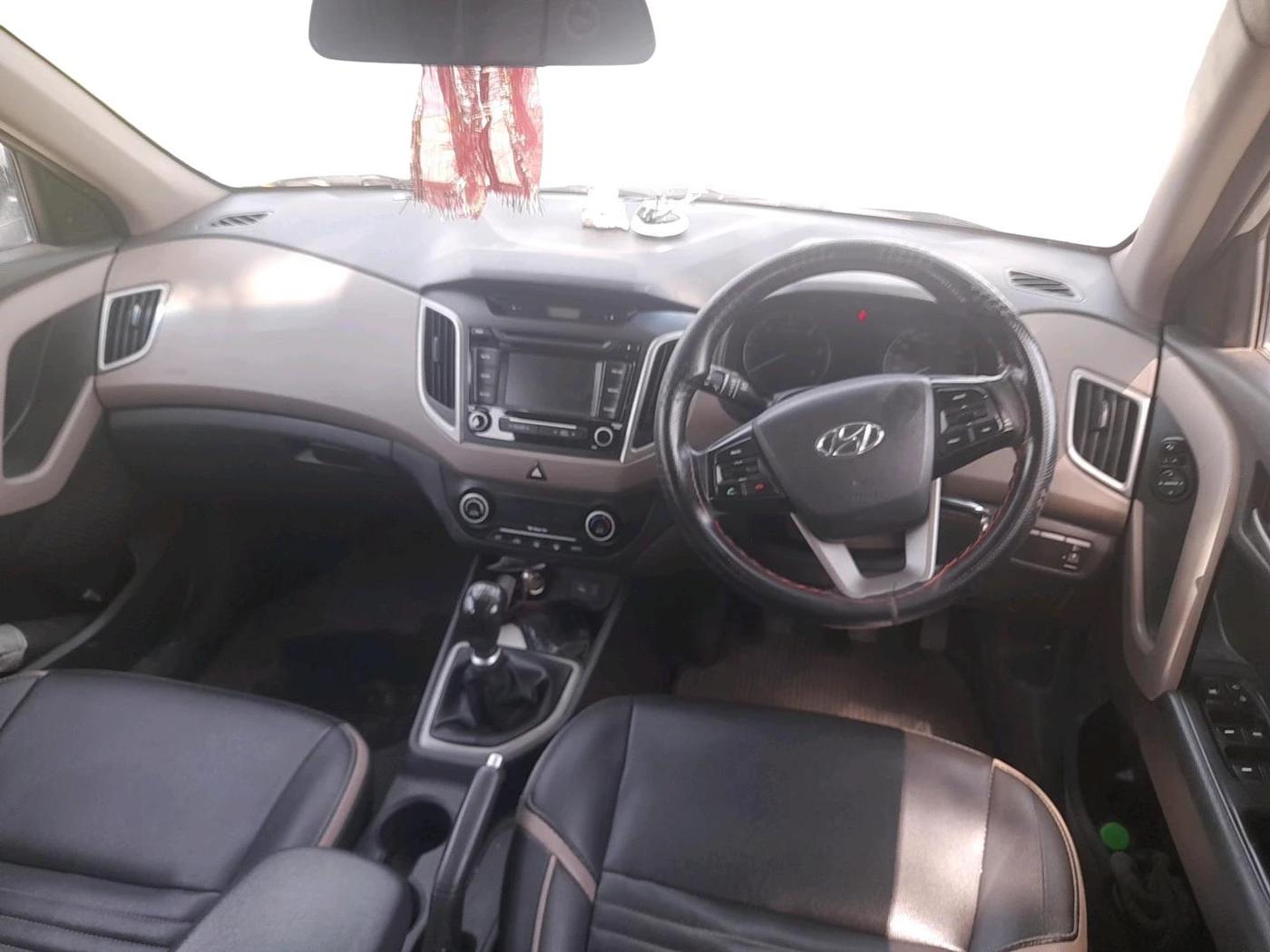 2016 Hyundai Creta SX 1.6 DIESEL, Diesel, Manual, 1,15,937 km, interior