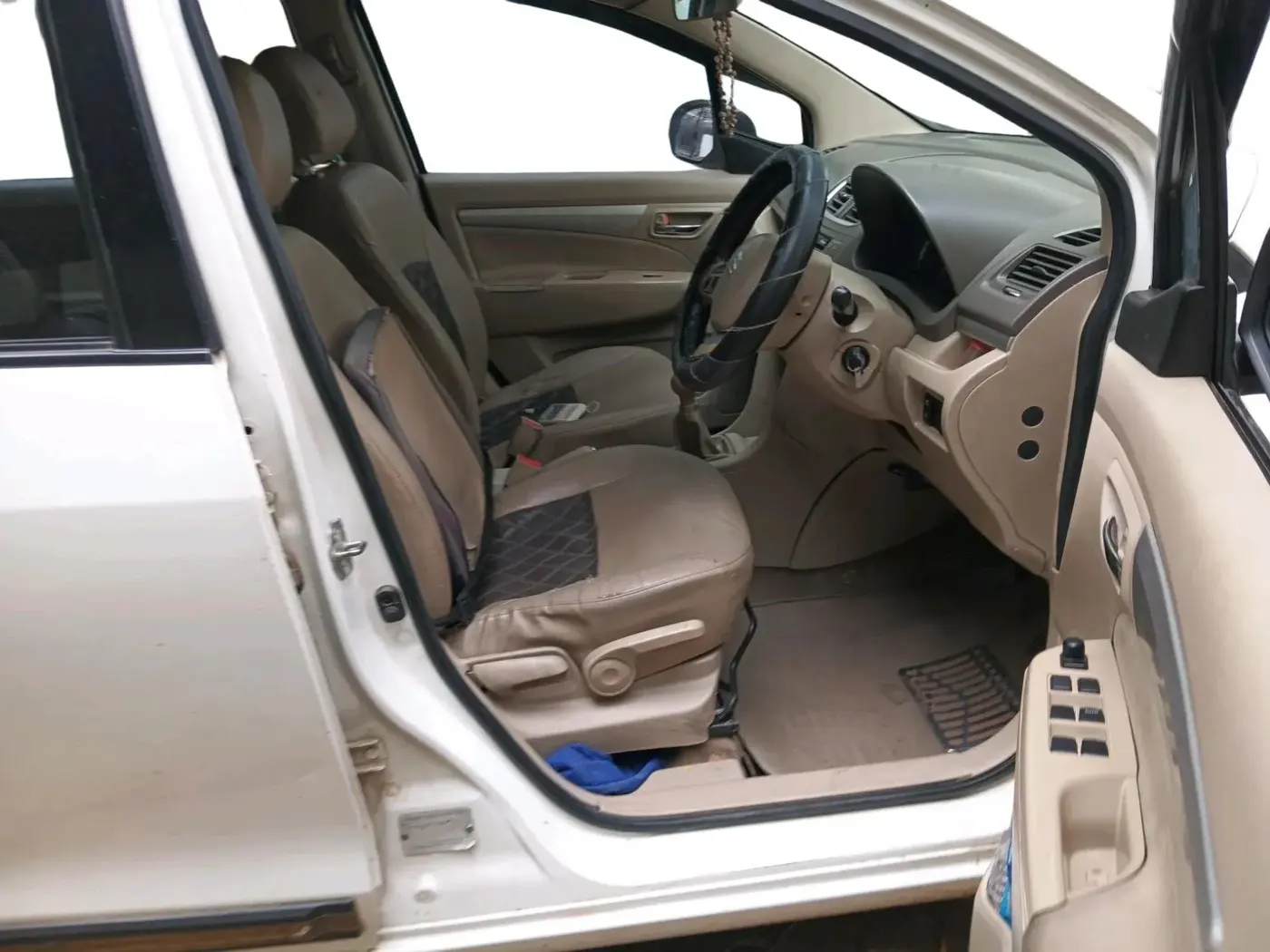 2015 Maruti Ertiga ZDI SHVS, Diesel, Manual, 73,346 km, interior
