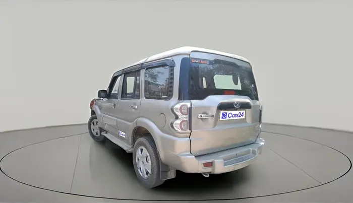 2015 Mahindra Scorpio S4, Diesel, Manual, 49,634 km, exterior