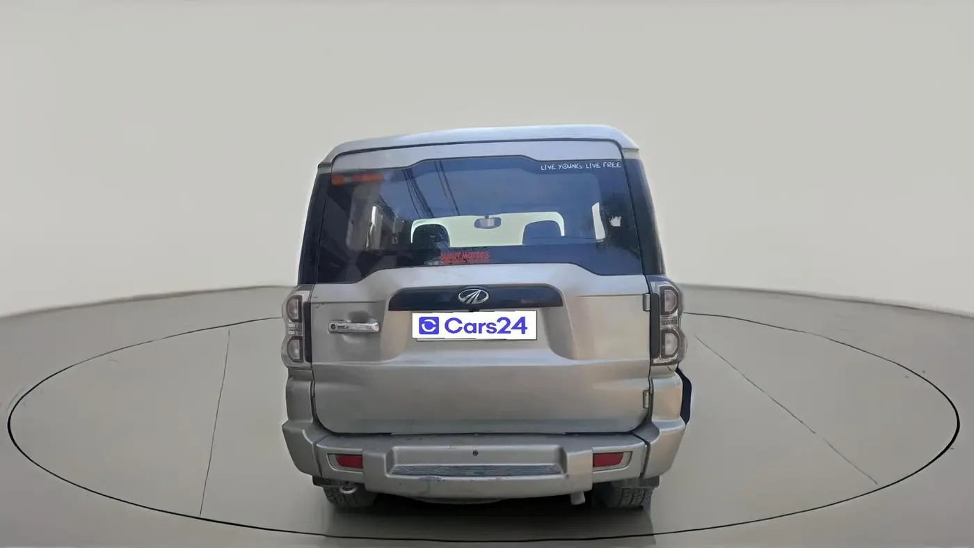 2015 Mahindra Scorpio S4, Diesel, Manual, 49,634 km, exterior