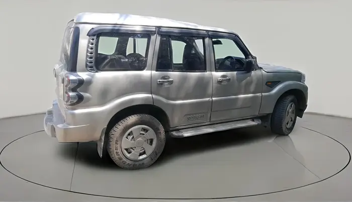 2015 Mahindra Scorpio S4, Diesel, Manual, 49,634 km, exterior