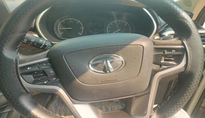2020 Tata Harrier XT PLUS 2.0L KRYOTEC, Diesel, Manual, 1,17,917 km, interior