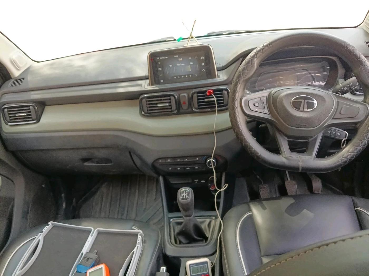 2025 Tata PUNCH Adventure Plus iCNG, CNG, Manual, 25,095 km, interior