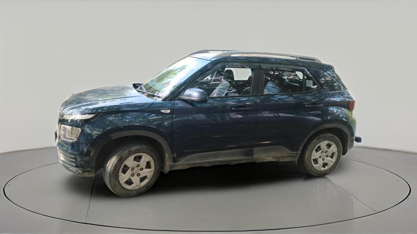 2022 Hyundai VENUE S 1.2, Petrol, Manual, 45,564 km, exterior