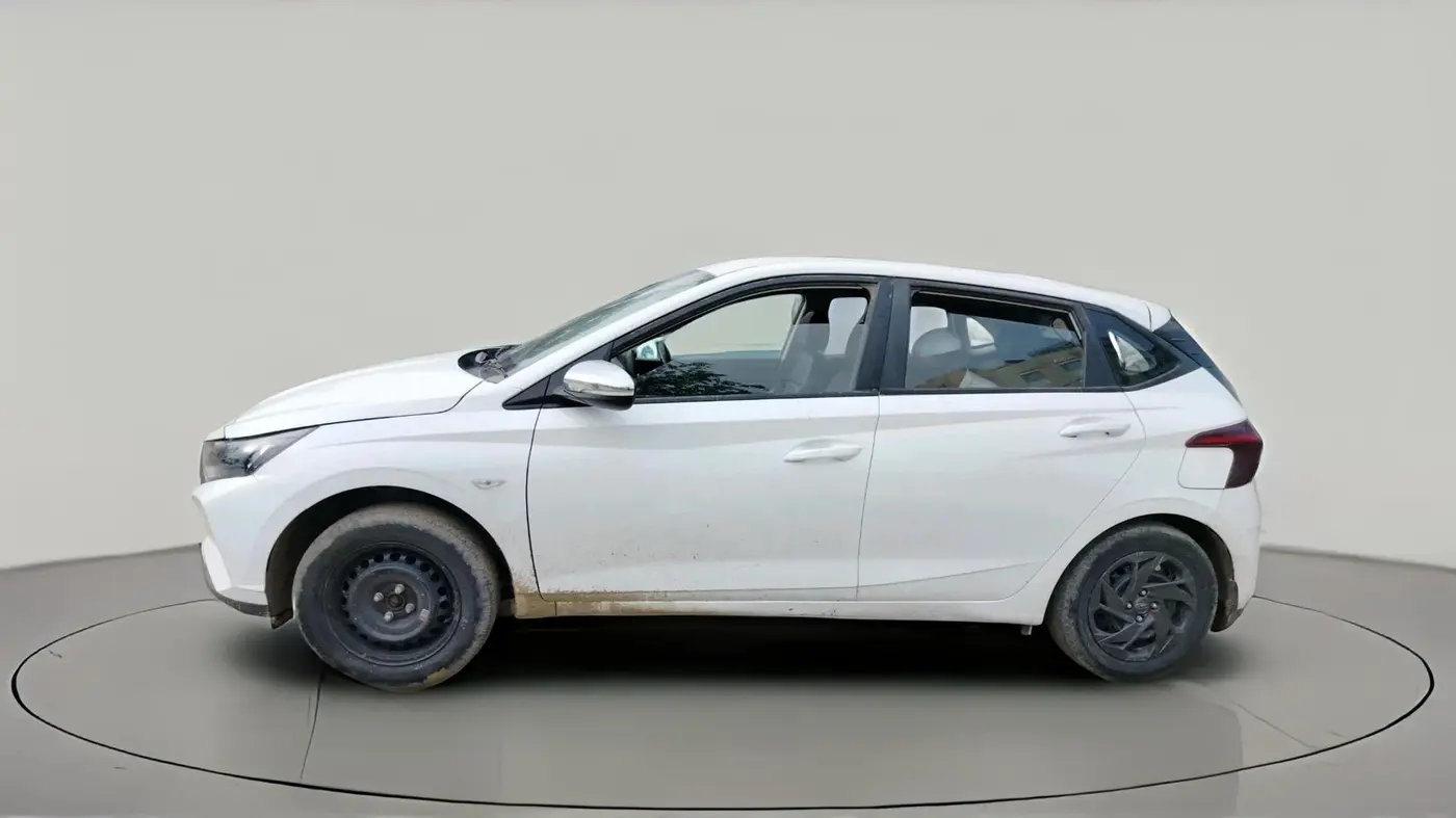 2023 Hyundai NEW I20 MAGNA 1.2 MT, Petrol, Manual, 82,151 km, exterior