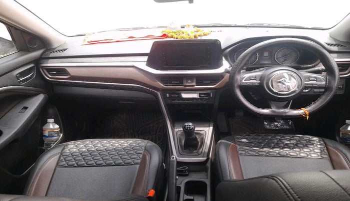 2025 Maruti BREZZA ZXI SMART HYBRID , Petrol, Manual, 3,434 km, interior