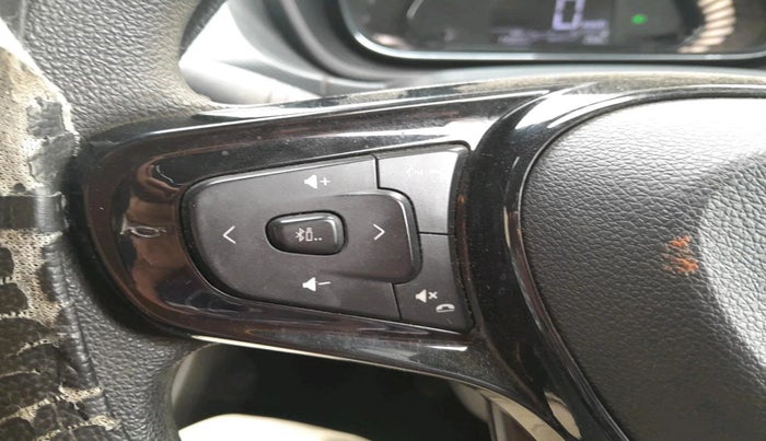 2022 Tata NEXON XM SUNROOF PETROL, Petrol, Manual, 14,589 km, interior