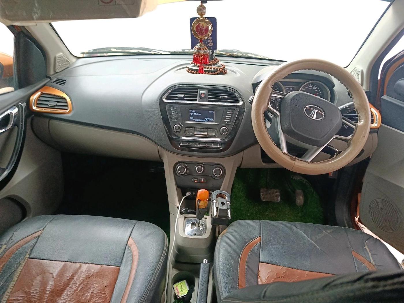2017 Tata Tiago XZA PETROL, Petrol, Automatic, 93,732 km, interior
