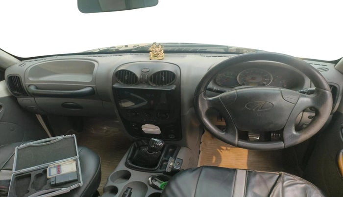 2014 Mahindra Scorpio LX BS-III, Diesel, Manual, 94,756 km, interior