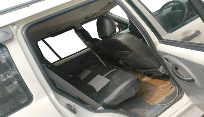2014 Mahindra Scorpio LX BS-III, Diesel, Manual, 94,756 km, interior