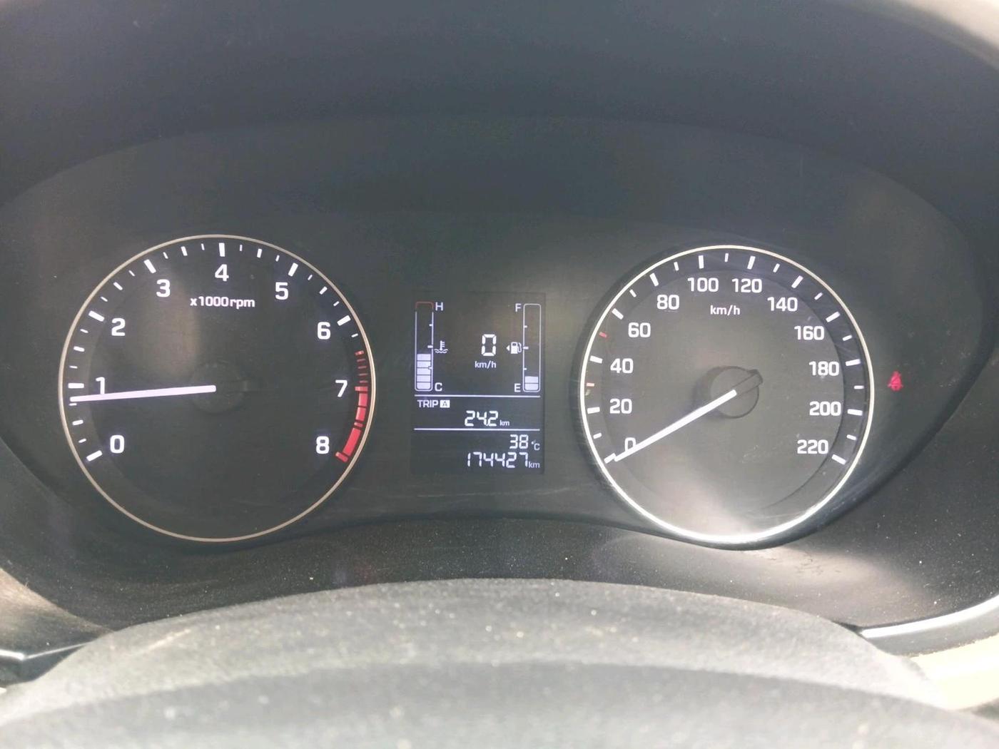 2015 Hyundai Elite i20 SPORTZ 1.2, Petrol, Manual, 1,74,427 km, interior