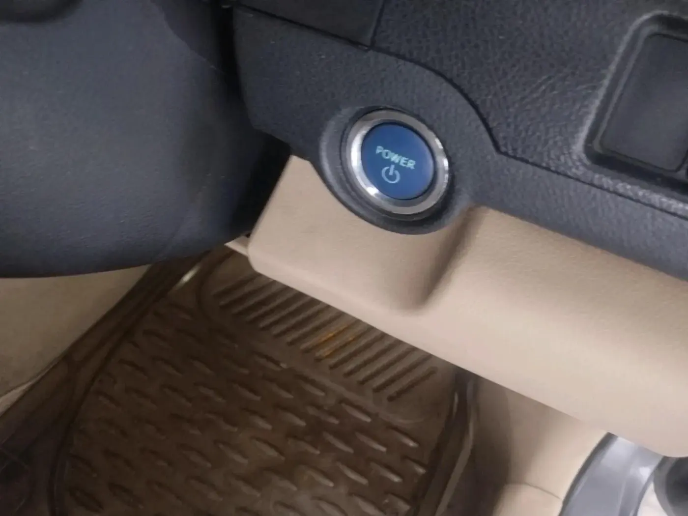2013 Toyota Camry HYBRID, Hybrid, Automatic, 1,72,623 km, interior