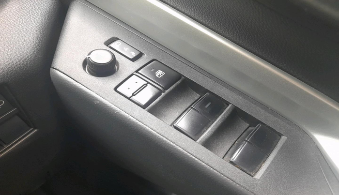 2024 Toyota INNOVA HYCROSS GX 7 STR, Petrol, Automatic, 18,101 km, interior