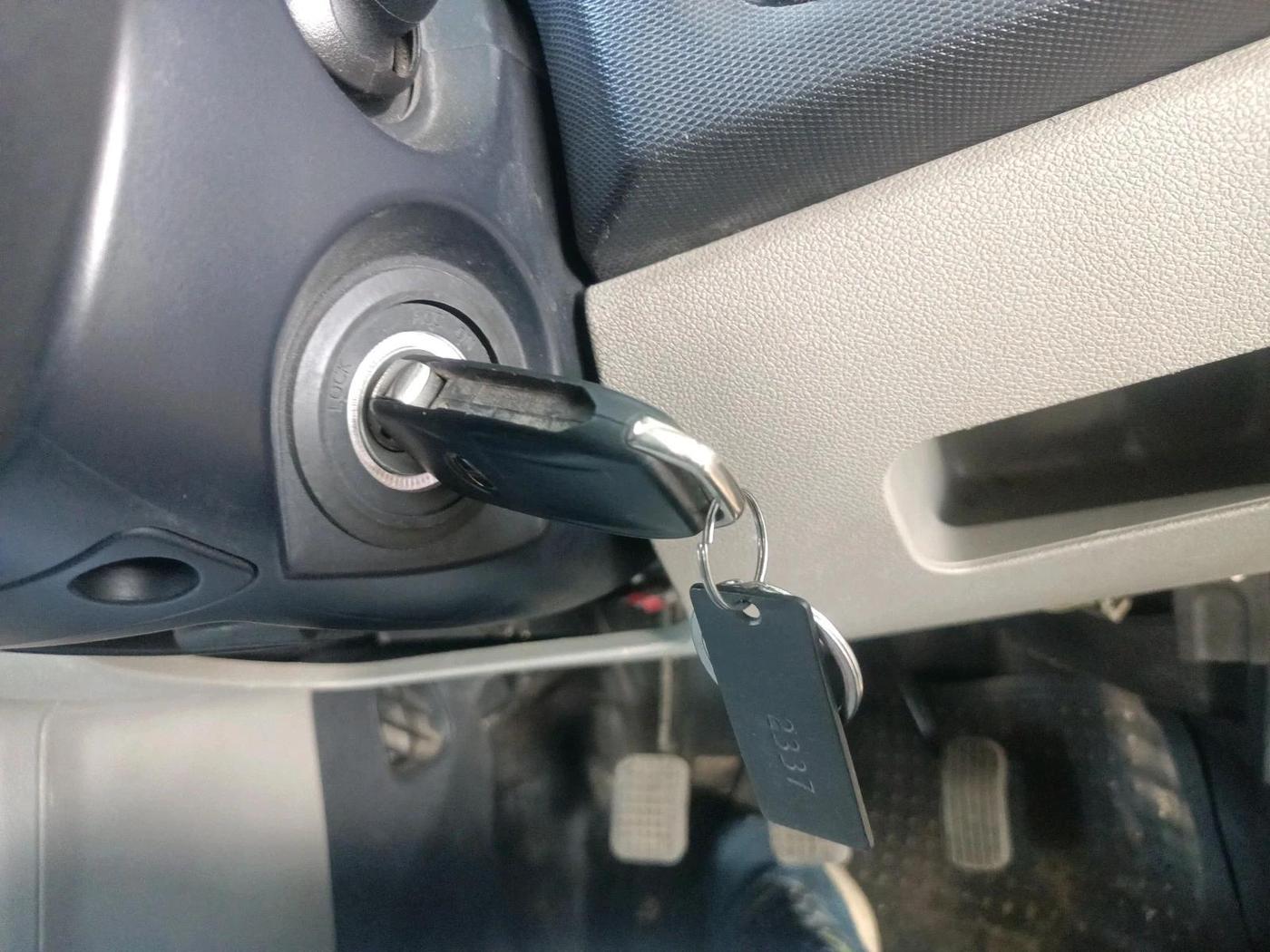 2017 Tata Tiago XZ PETROL, Petrol, Manual, 1,33,185 km, interior