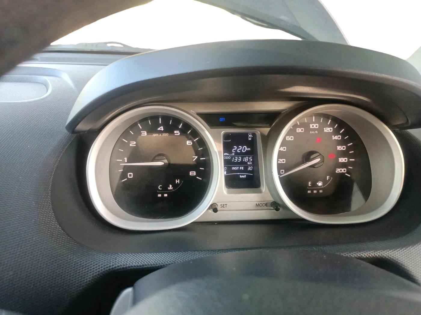 2017 Tata Tiago XZ PETROL, Petrol, Manual, 1,33,185 km, interior